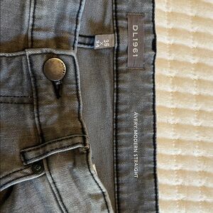 DL1961 Avery Straight Jeans in Gray